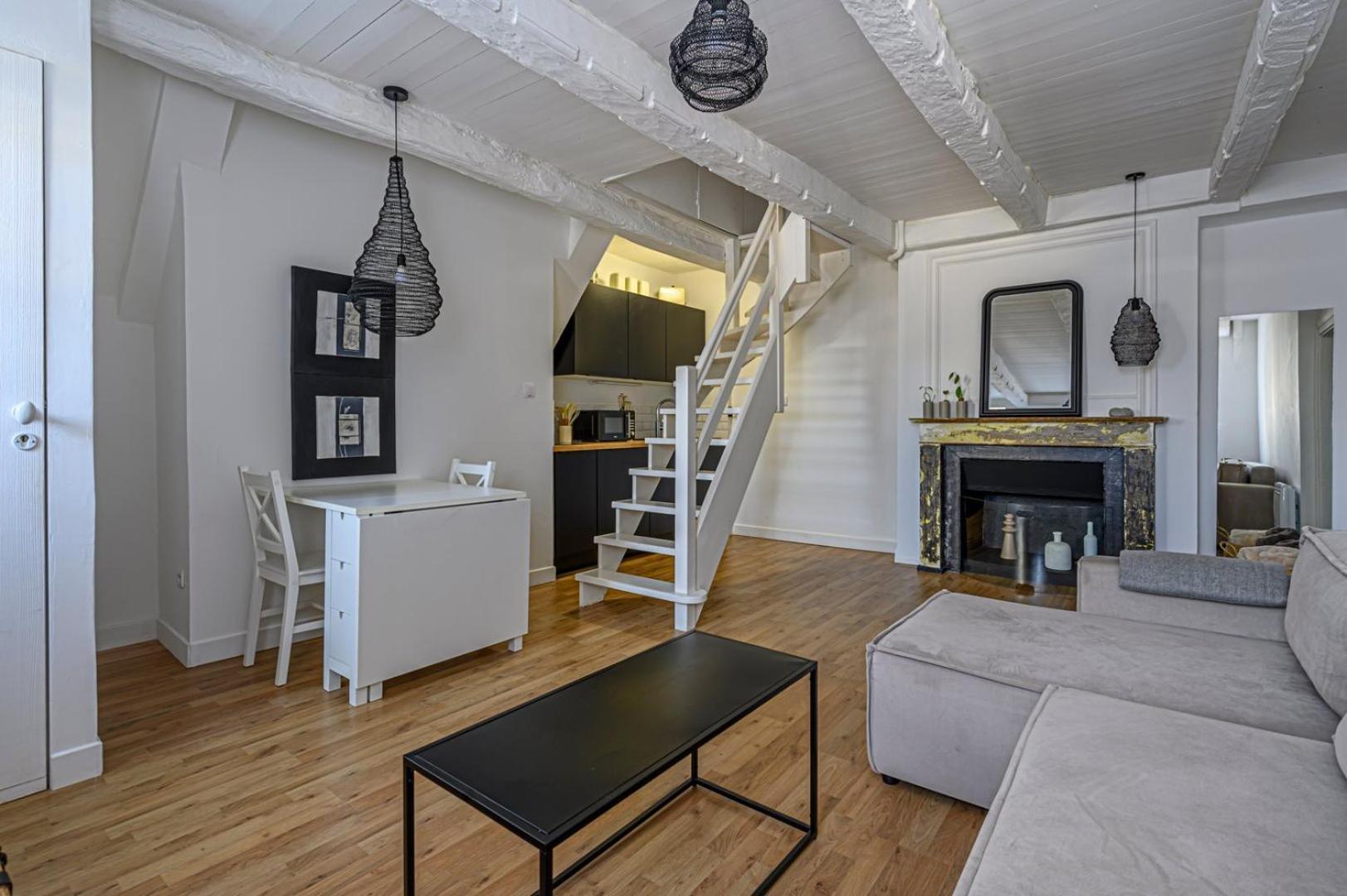 Boheme, Joli Duplex, Intra-muros/port De Plaisance Appartement